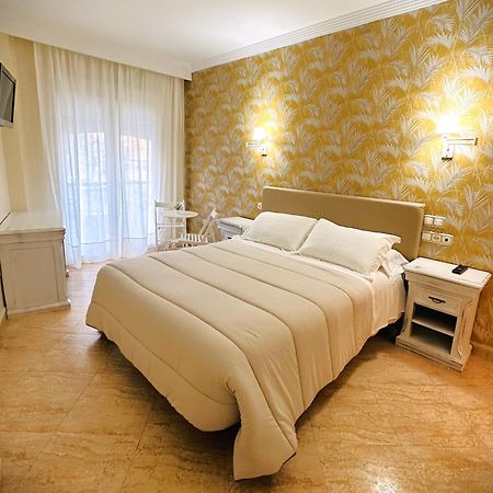 Hotel Playa Del Carmen Barbate Ngoại thất bức ảnh